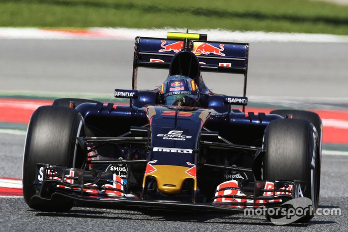 Correndo em casa, Carlos Sainz Jr. terminou em sexto e saltou da 14ª para a 11ª posição no campeonato.