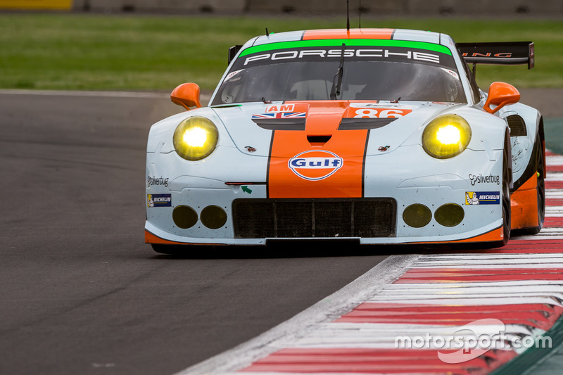 #86 Gulf Racing Porsche 911 RSR: Michael Wainwright, Adam Carroll, Ben Barker