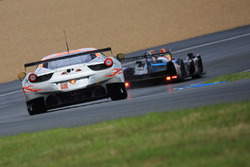 #58 Clearwater Racing, Ferrari 458 Italia: Mok Weng Sun, Keita Sawa, Rob Bell