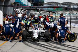 Valtteri Bottas, Williams FW38, pit action