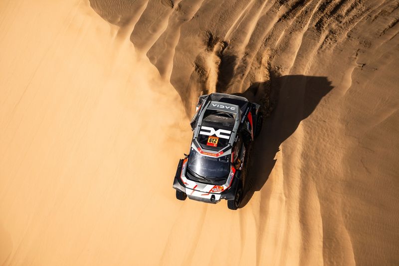 #219 I Dacia Sandriders Dacia: Sebastien Loeb, Edouard Boulanger