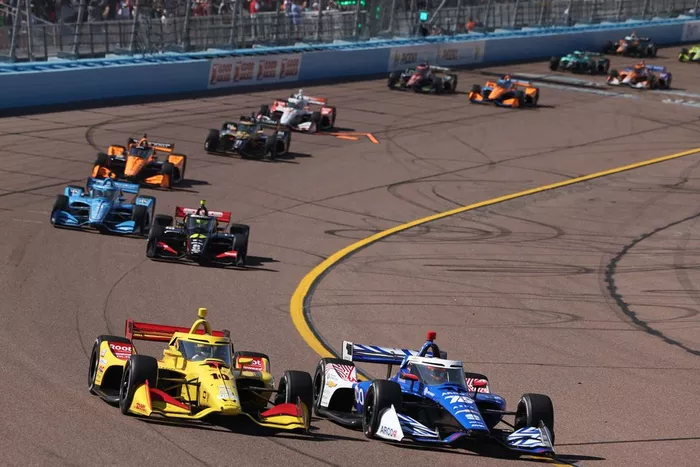 Alex Palou, Chip Ganassi Racing, Rinus VeeKay, Juncos Hollinger Racing