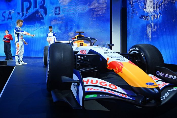 إطلاق Racing Bulls
