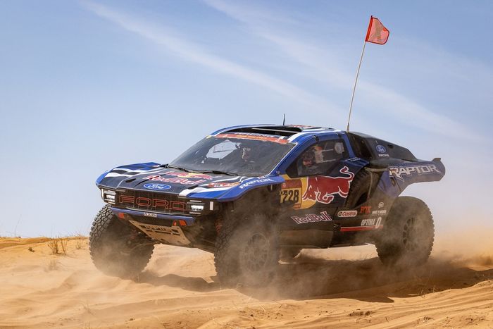 #228 Ford M-Sport Ford: Mitch Guthrie, Kellon Walch