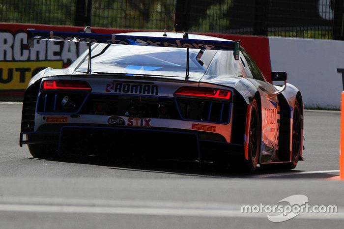 #75 Melbourne Performance Centre Audi R8 LMS: Steve McLaughlin, René Rast, Garth Tander