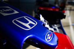 Honda logo, Toro Rosso STR13