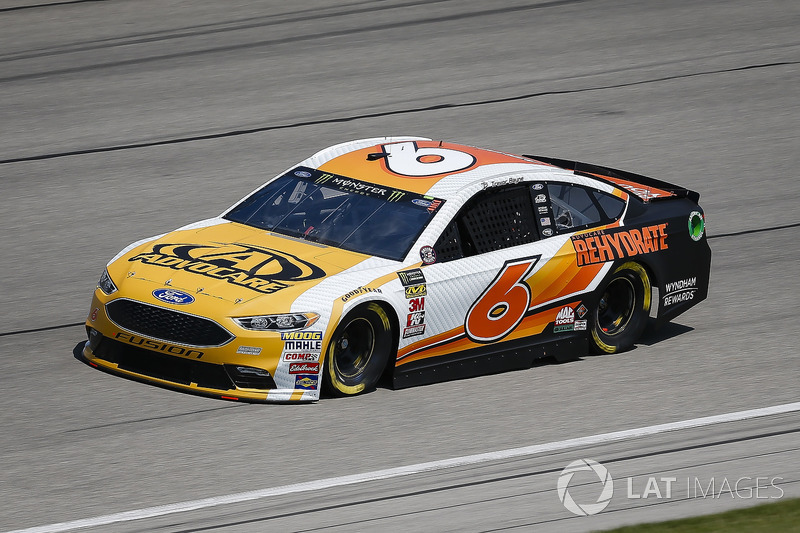 21. Trevor Bayne, Roush Fenway Racing, Ford Fusion AdvoCare Rehydrate