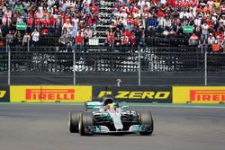 Lewis Hamilton, Mercedes-Benz F1 W08