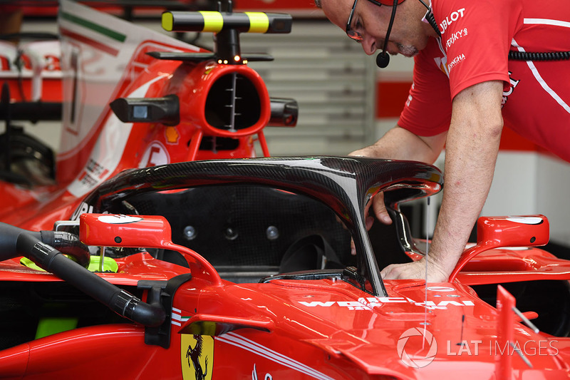 Ferrari SF70H mit Cockpitschutz Halo