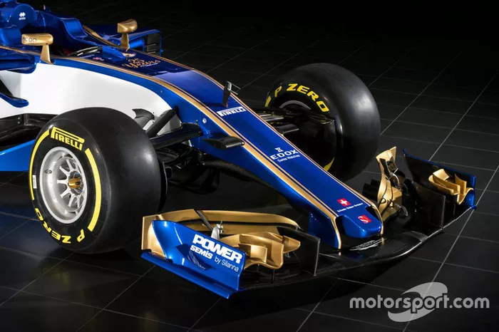 Sauber C36 detalle delantero
