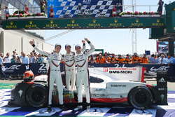 Race winners Timo Bernhard, Earl Bamber, Brendon Hartley, Porsche Team