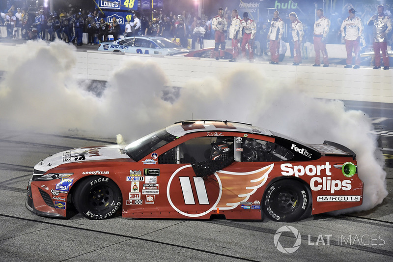 Race winner Denny Hamlin, Joe Gibbs Racing Toyota