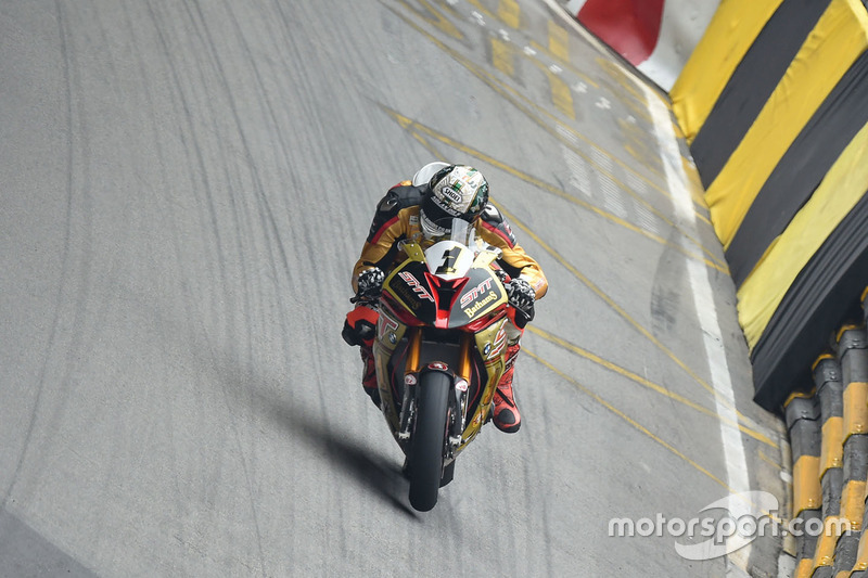 1. Peter Hickman, BMW