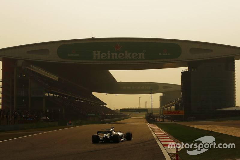 Льюис Хэмилтон, Mercedes AMG F1 W08
