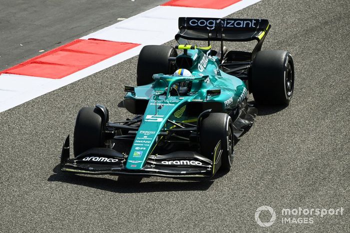 Sebastian Vettel, Aston Martin AMR22