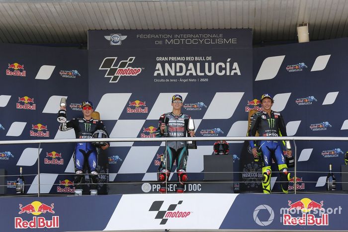 Podio:l ganador de la carrera Fabio Quartararo, Petronas Yamaha SRT, segundo lugar Maverick Viñales, Yamaha Factory Racing, tercer lugar Valentino Rossi, Yamaha Factory Racing