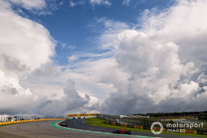 Sergio Pérez, Racing Point RP20, Max Verstappen, Red Bull Racing RB16