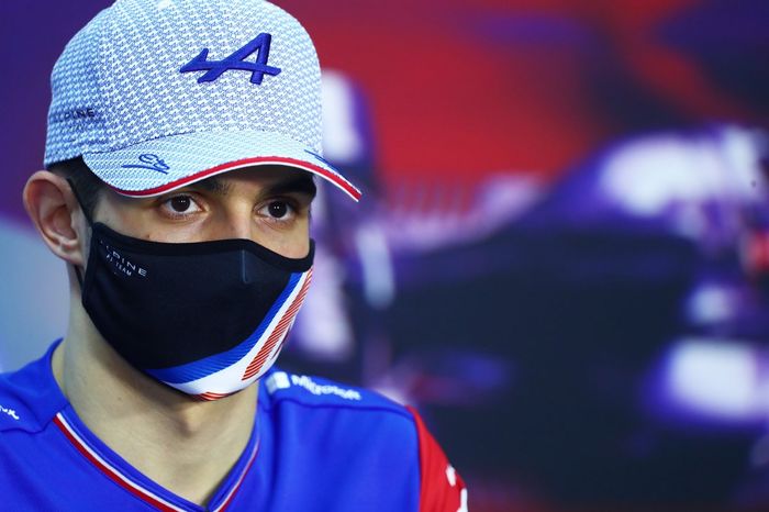 Esteban Ocon, Alpine F1 en la conferencia de prensa