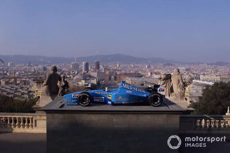 Présentation de la Benetton B200 (2000)