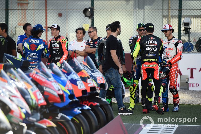 Валентино Россі, Yamaha Factory Racing, Франко Морбіделлі, Petronas Yamaha SRT, Франческо Баньяя, Pramac Racing
