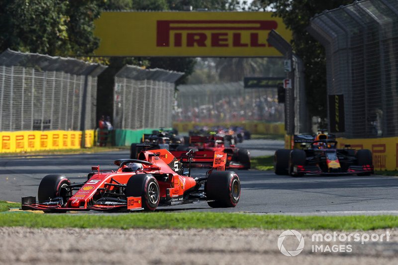 Sebastian Vettel, Ferrari SF90, Max Verstappen, Red Bull Racing RB15, Charles Leclerc, Ferrari SF90