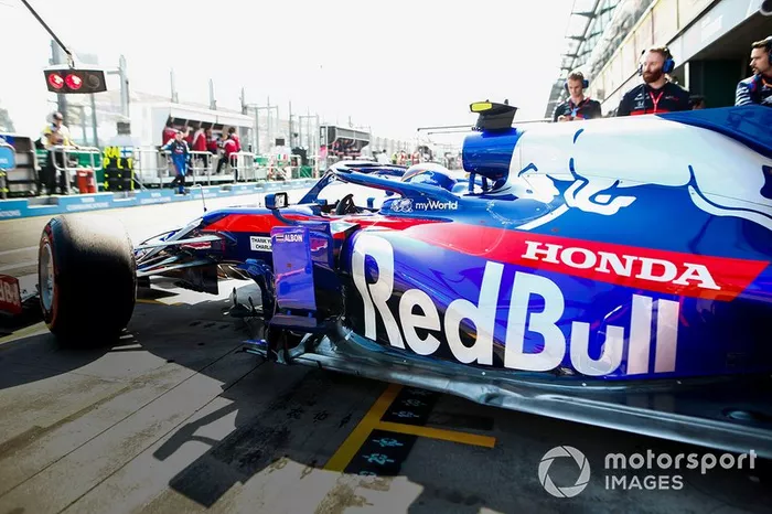 Alexander Albon, Toro Rosso STR14