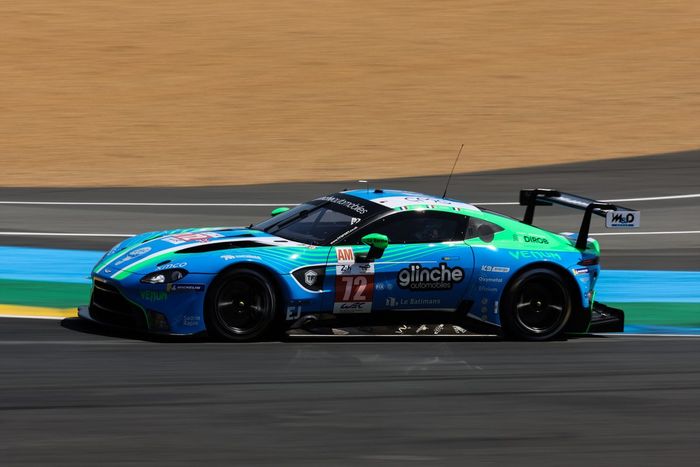 #72 TF Sport Aston Martin Vantage AMR de Arnold Robin, Maxime Robin, Valentin Hasse-Clot