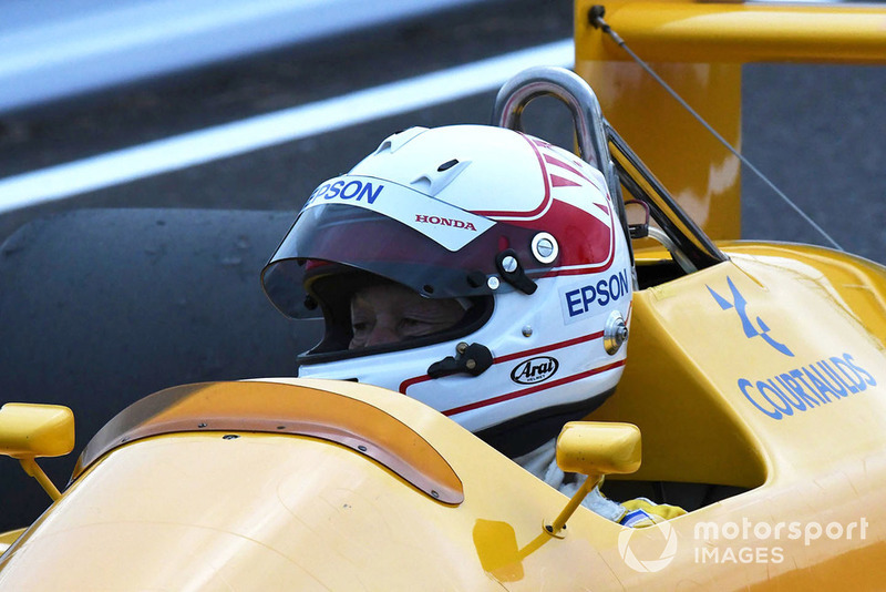 Сатору Накаджима, Lotus 100T, Legends F1 30th Anniversary Lap Demonstration