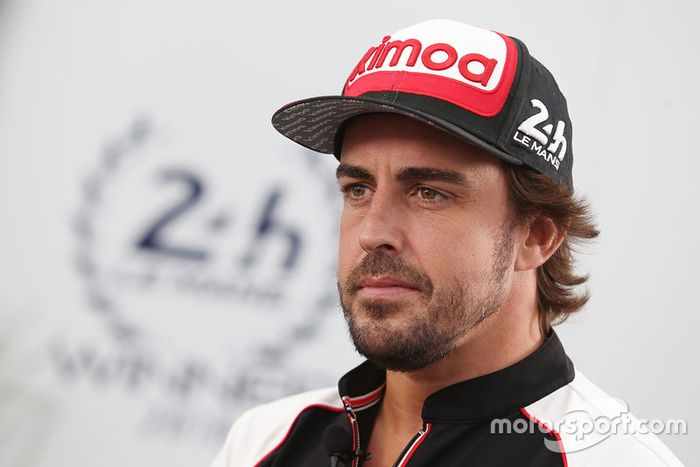 #8 Toyota Gazoo Racing Toyota TS050:  Fernando Alonso