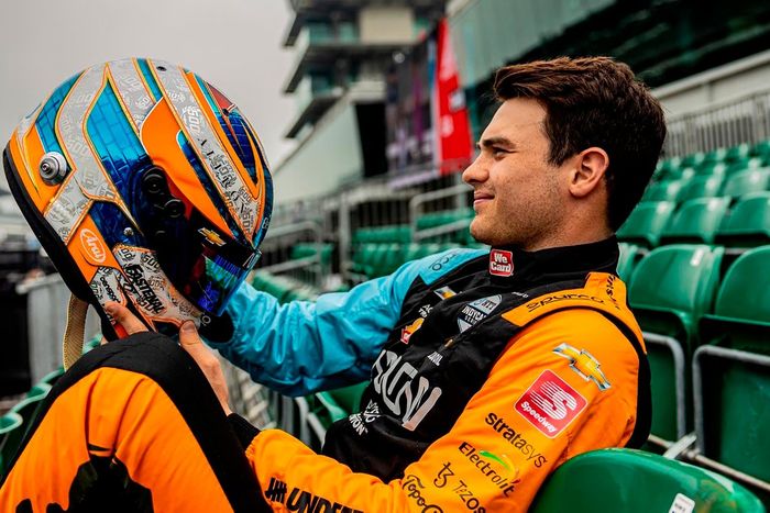 Casco especial de Patricio O'Ward, Arrow McLaren SP Chevrolet para Indy 500
