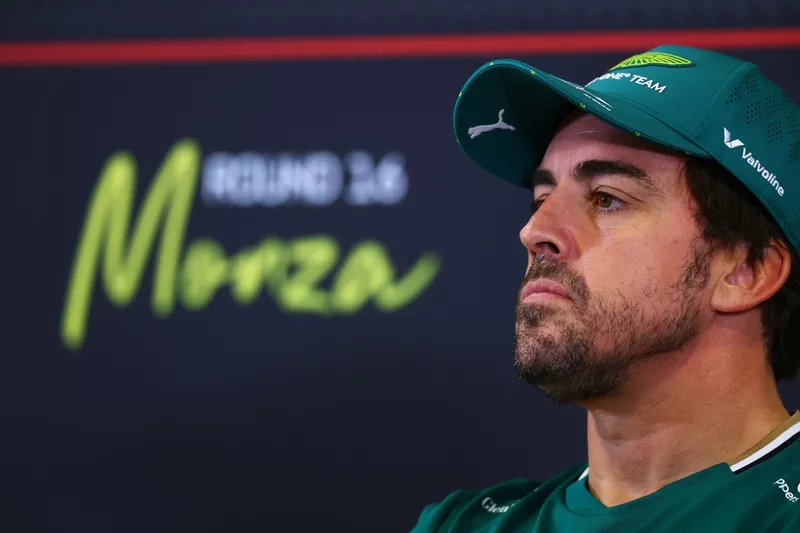 Fernando Alonso, Aston Martin Racing