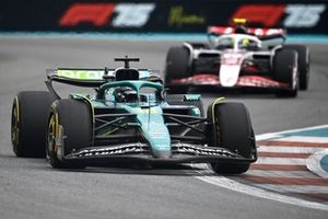 Lance Stroll, Aston Martin Racing, Oliver Bearman, Haas F1 Team