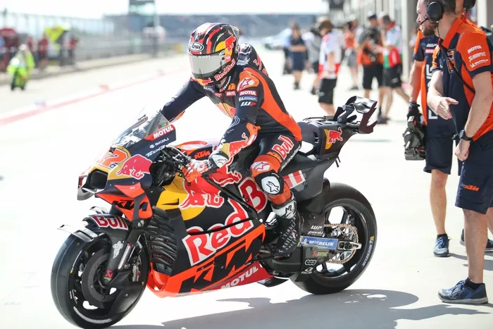 Maverick Vinales, Red Bull KTM Tech 3