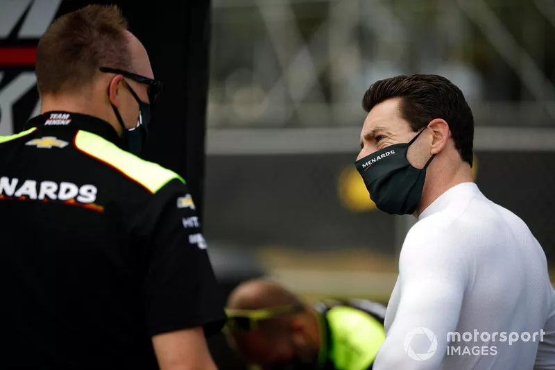 Simon Pagenaud, Team Penske Chevrolet, engineer Ben Bretzman