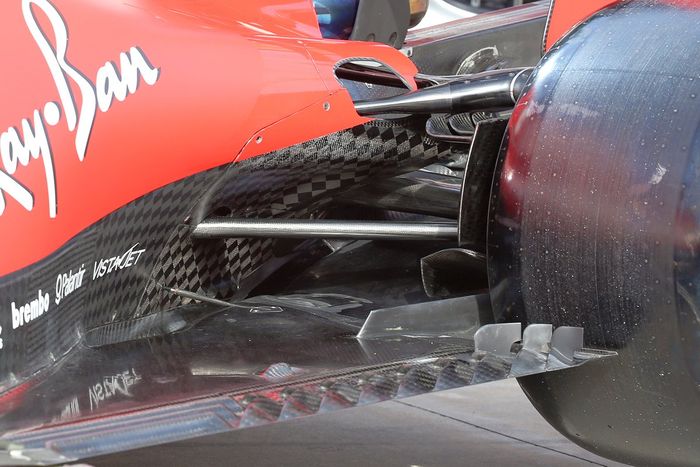 Detalle del fondo plano trasero del Ferrari SF1000