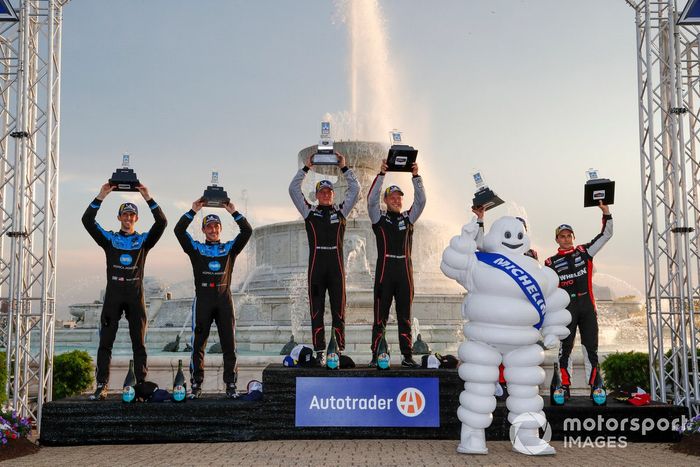 #10 Wayne Taylor Racing Acura ARX-05 Acura DPi: Ricky Taylor, Filipe Albuquerque, #01 Chip Ganassi Racing Cadillac DPi: Renger van der Zande, Kevin Magnussen, #31 Action Express Racing Cadillac DPi: Felipe Nasr, Pipo Derani