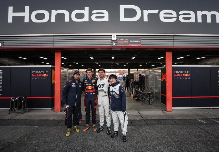 Pierre Gasly, Yuki Tsunoda, Max Verstappen, Sergio Perez