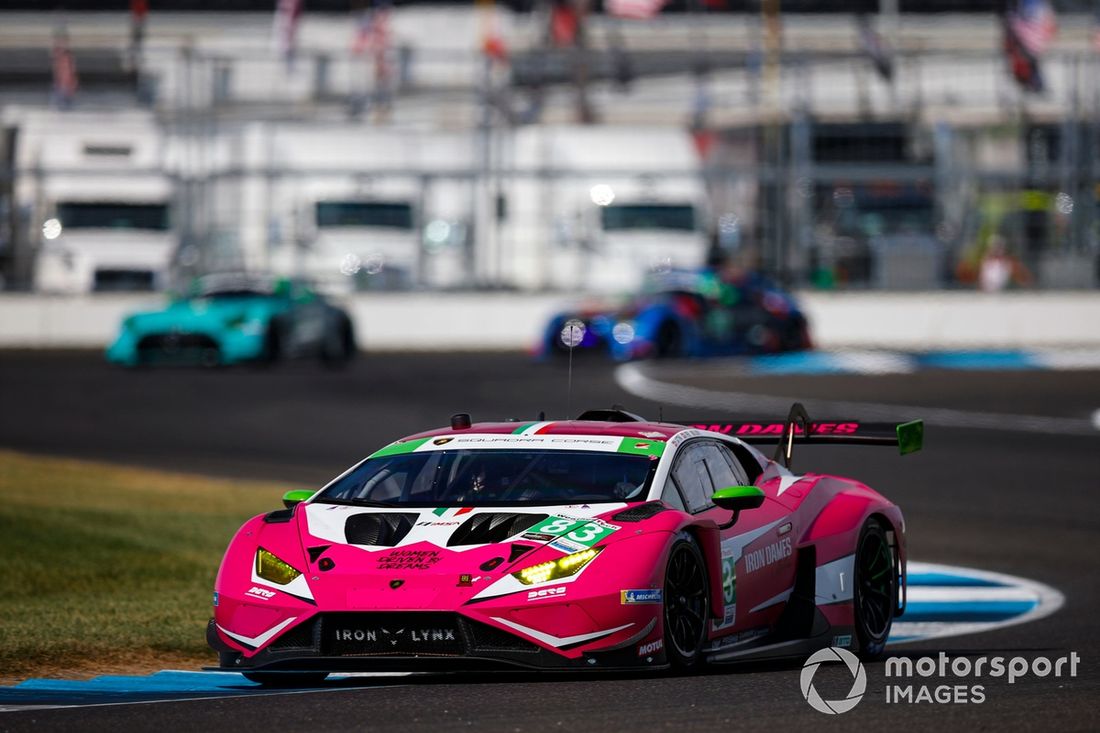 #83 Iron Dames Lamborghini Huracan GT3 EVO2: Rahel Frey, Michelle Gatting, Sarah Bovy