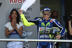 Podium: Sieger Valentino Rossi, Yamaha Factory Racing