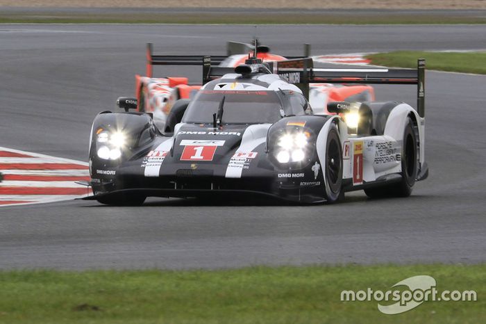 #1 Porsche Team Porsche 919 Hybrid: Timo Bernhard, Mark Webber, Brendon Hartley