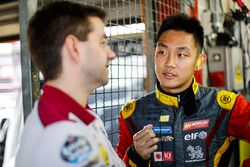 #15 Team Marc VDS Renault RS01: Tanart Sathienthirakul