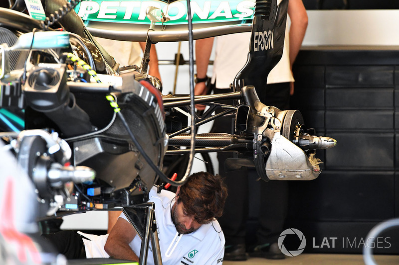 Mercedes-AMG F1 W09 EQ Power