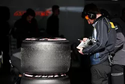 Pirelli teknisyeni