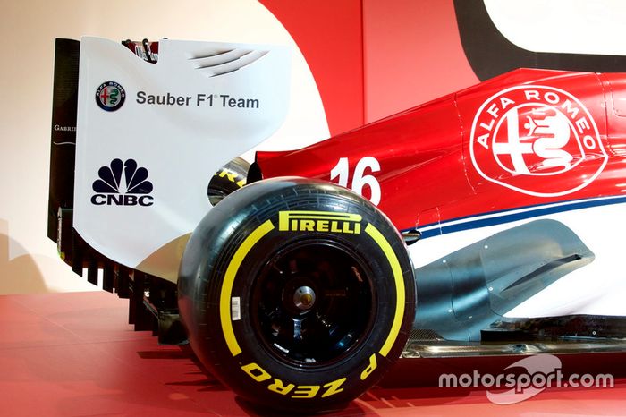 Alfa Romeo Sauber livery unveil