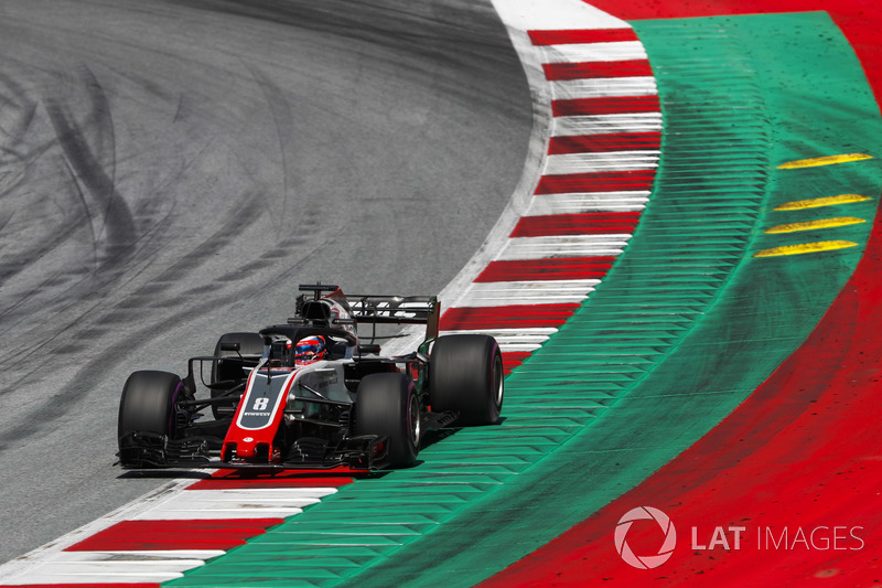 Grosjean'ın da kutlamak için sebebi var