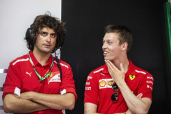 Daniil Kvyat, Ferrari e Marco Matassa, ingegnere Ferrari