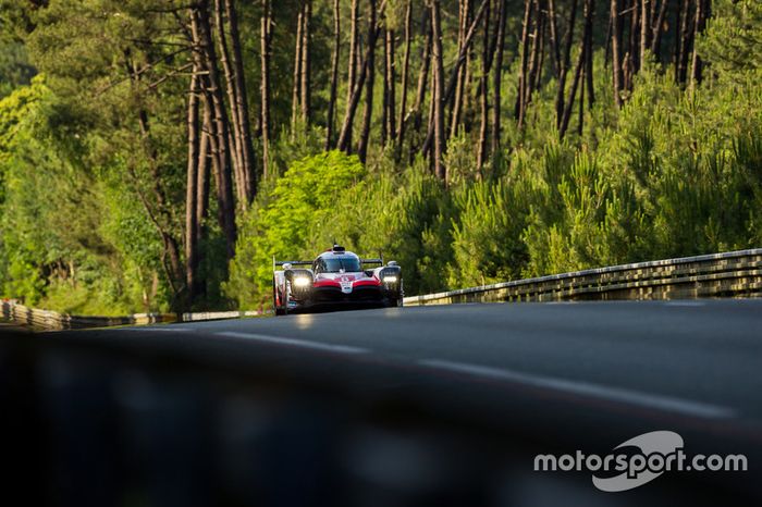 #8 Toyota Gazoo Racing Toyota TS050: Sébastien Buemi, Kazuki Nakajima, Fernando Alonso