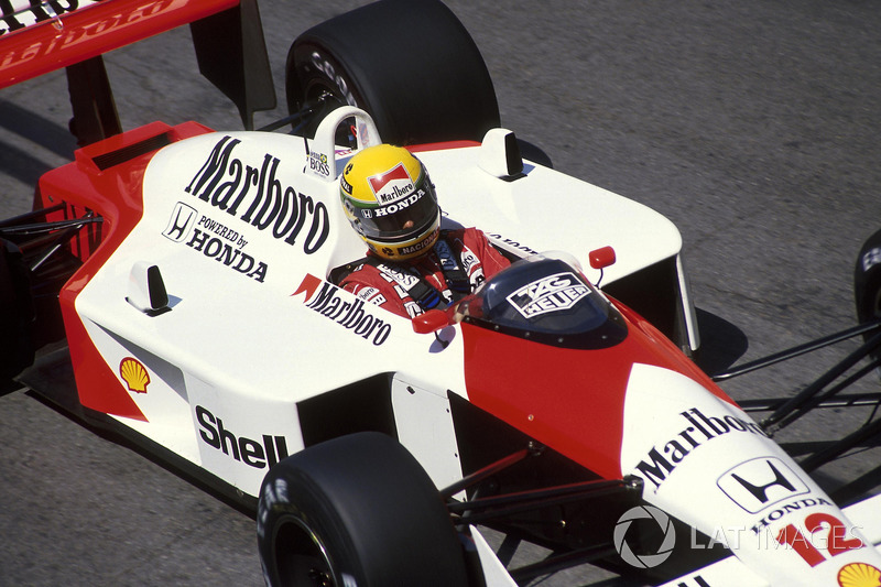 14. Sólo Senna y Niki Lauda (1975 y 1977) fueron campeones del mundo en la historia de la F1 utilizando el coche número 12.