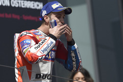 Подіум: переможець гонки Андреа Довіціозо, Ducati Team