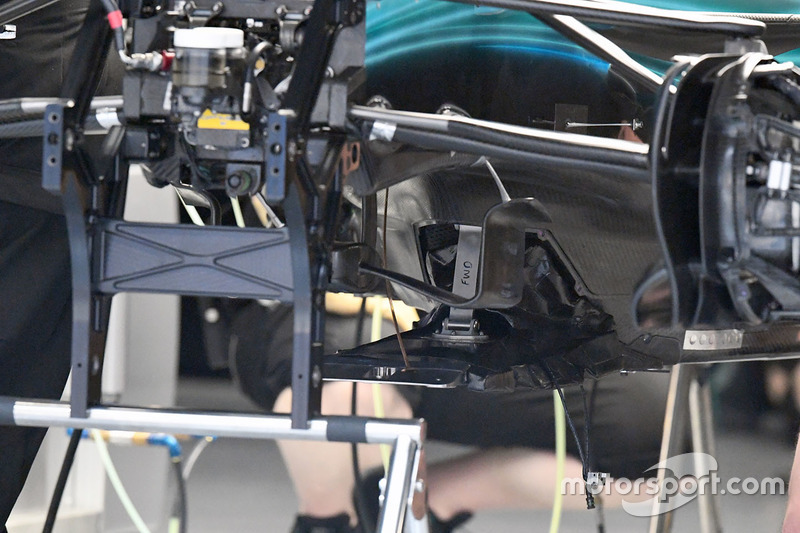 Détail de l'avant de la Mercedes AMG F1 W08